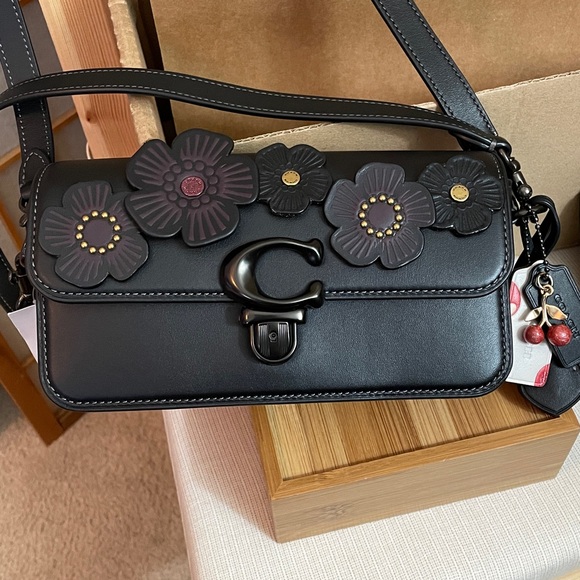 Coach Tea Rose Baguette Bag, Mini Cherry Charm & Skinny Id Floral Applique NWT - Picture 4 of 17